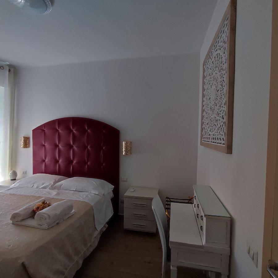 Beb Pignatelli Affittacamere Matera Bagian luar foto